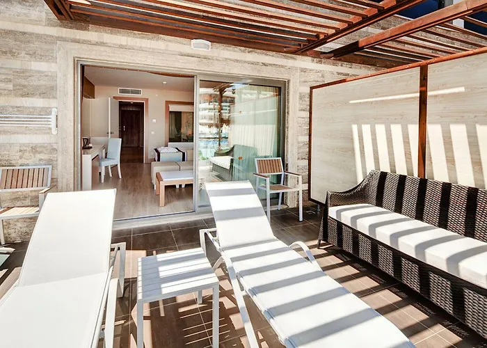 Tui Magic Life Jacaranda 5* Σιντέ