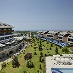 Tui Magic Life Jacaranda 5* シダ