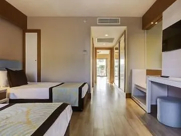 Hotel Tui Magic Life Jacaranda Side