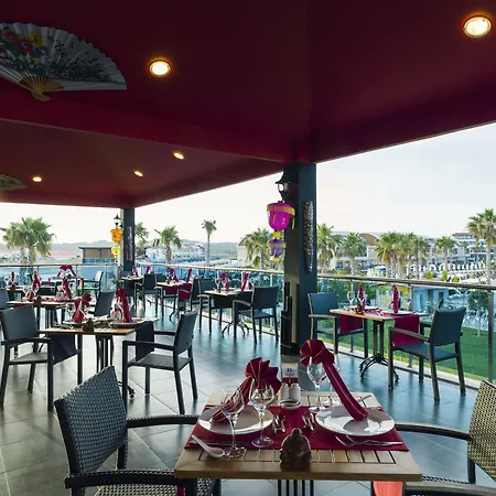 Szálloda Tui Magic Life Jacaranda 5*