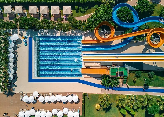 Tui Magic Life Jacaranda Side