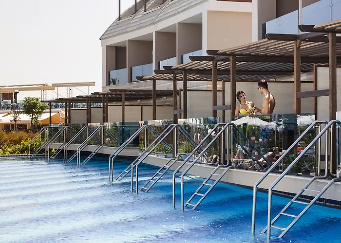 Tui Magic Life Jacaranda Side